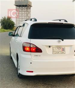 تۆیۆتا ئیپسەم